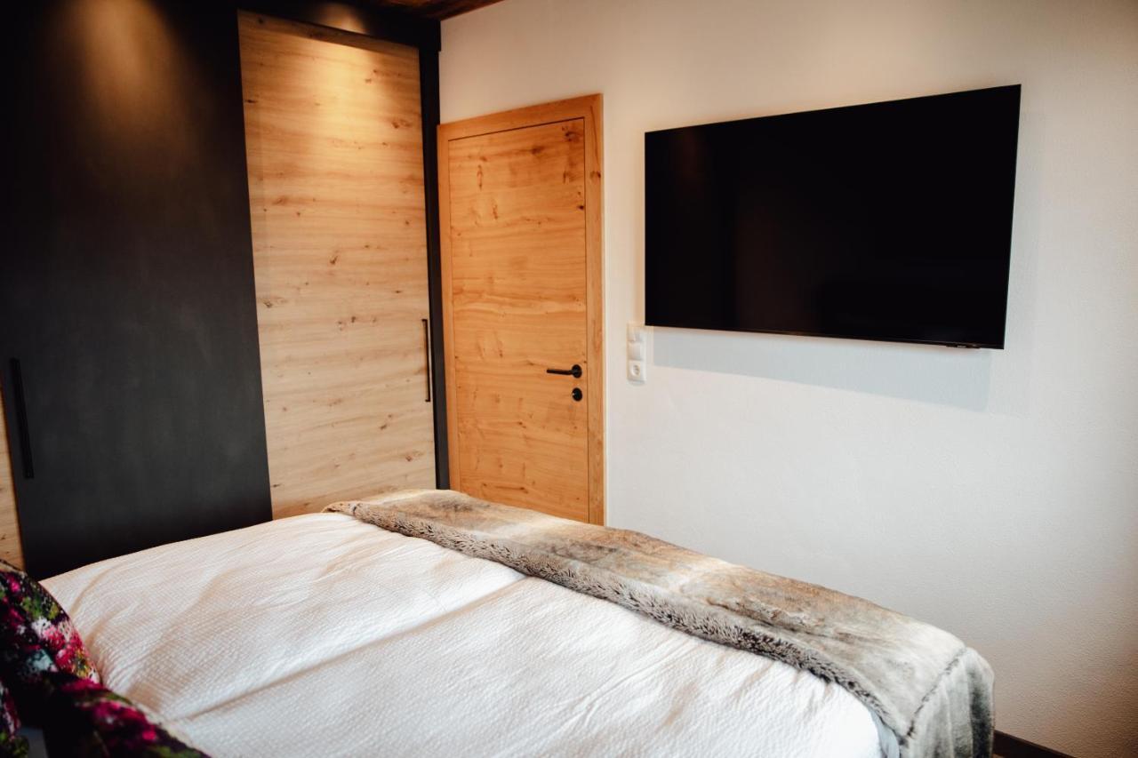 Zillertal Juwel Apartment Fügen Екстериор снимка