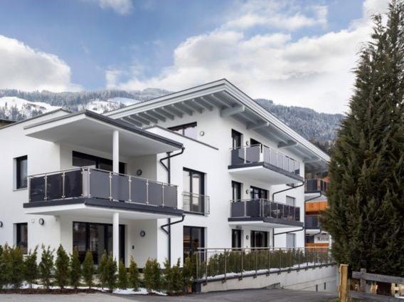 Zillertal Juwel Apartment Fügen Екстериор снимка